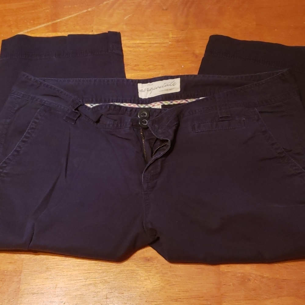 Aero Capris